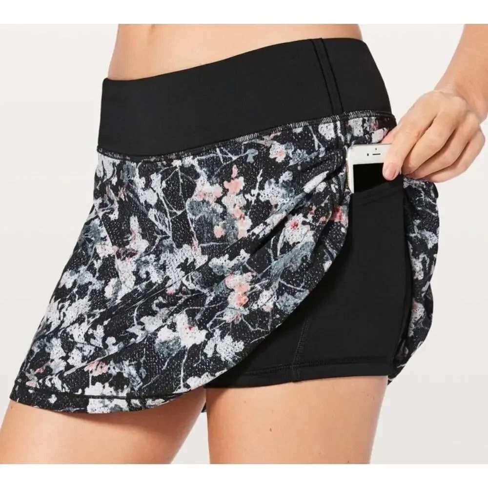 Lululemon Pace Rival Skirt Womens 8 Black Floral Athletic Skort Built-in Shorts